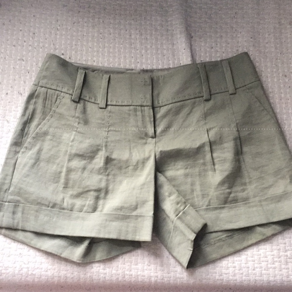 army green khaki shorts